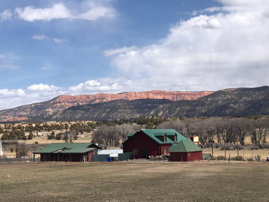 Coddiwomple Cottage, Bryce Canyon Hatch Bagian luar foto